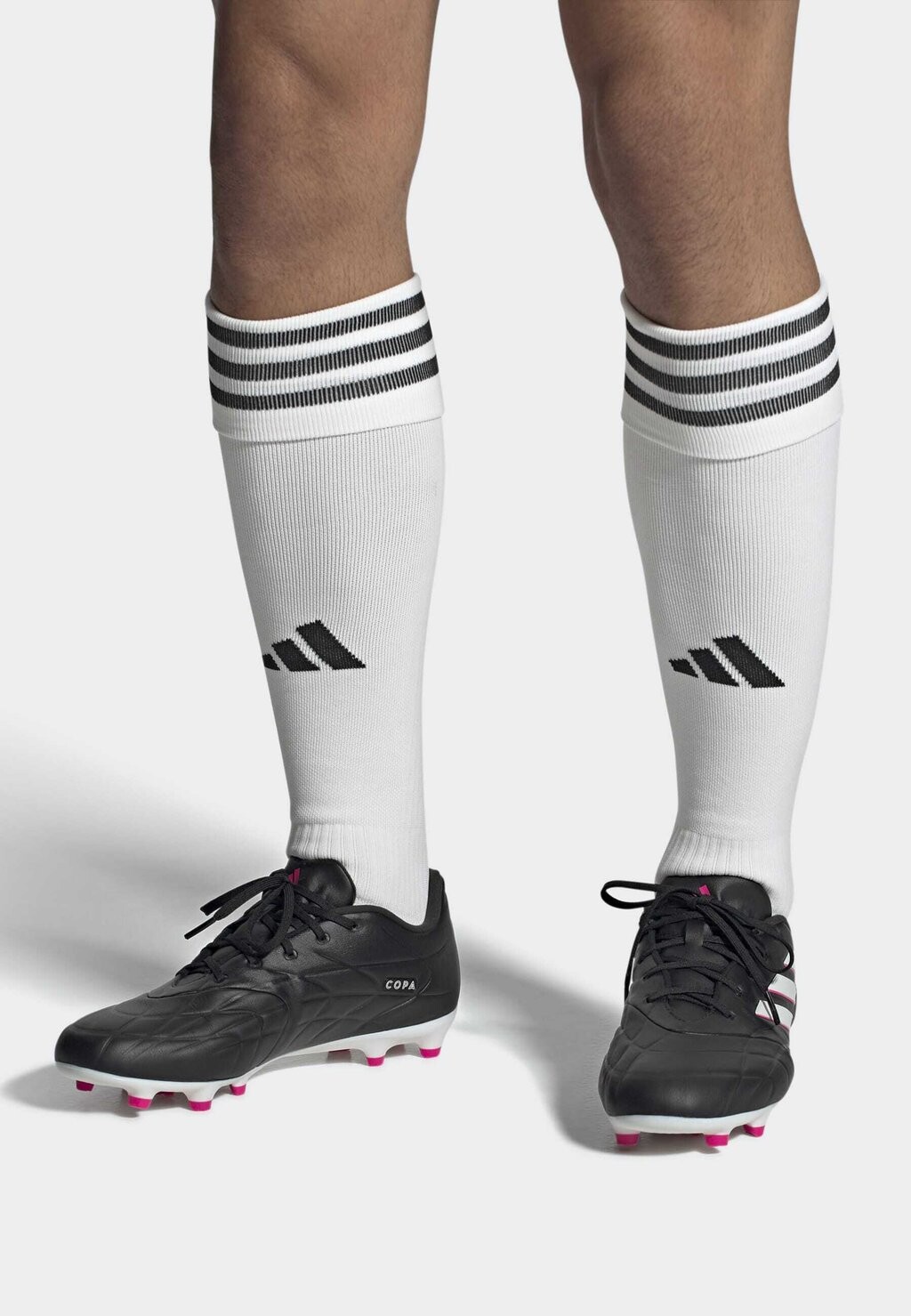 

Ботинки Adidas