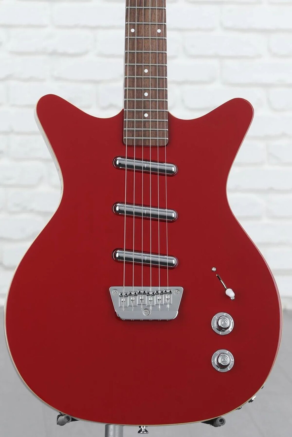 

Электрогитара Danelectro '59 Triple Divine - красная