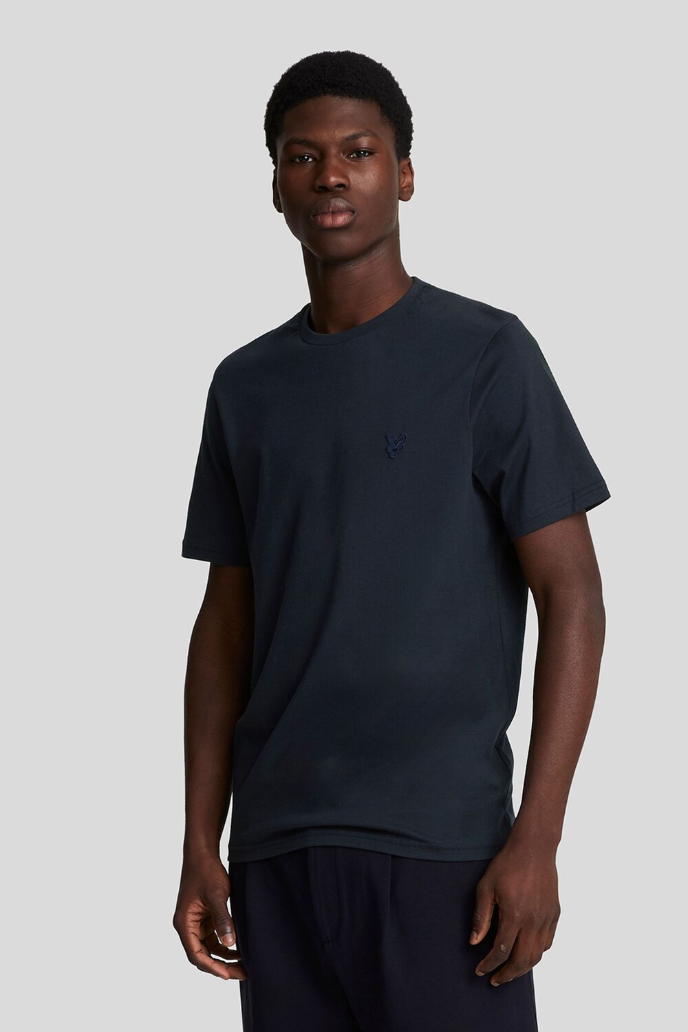 

Футболка с изображением орла в тон Lyle & Scott, синий