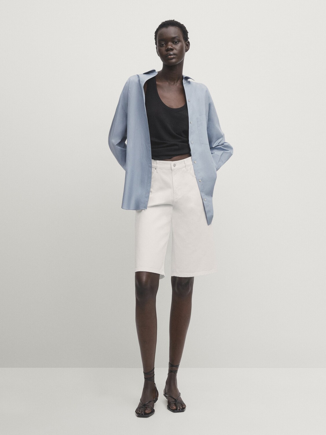 

Джинсовые шорты-бермуды из 100% хлопка Massimo Dutti, бежевый