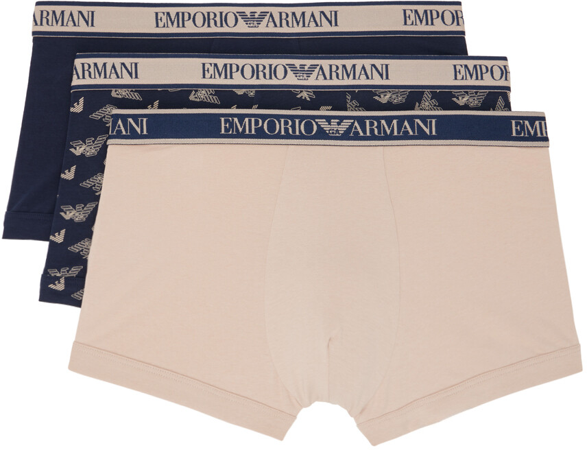 

Комплект из трех темно-синих и бежевых боксеров Emporio Armani