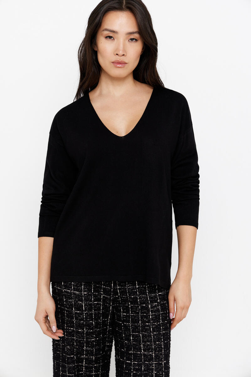Полосатый свитер с V-образным вырезом Cortefiel, черный футболка в полоску v образный вырез xs белый