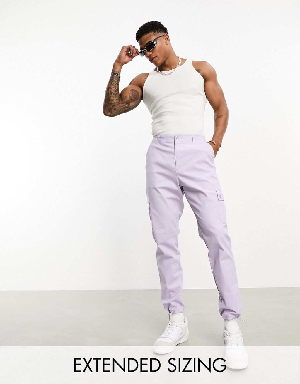 

Сиреневые зауженные брюки карго ASOS DESIGN