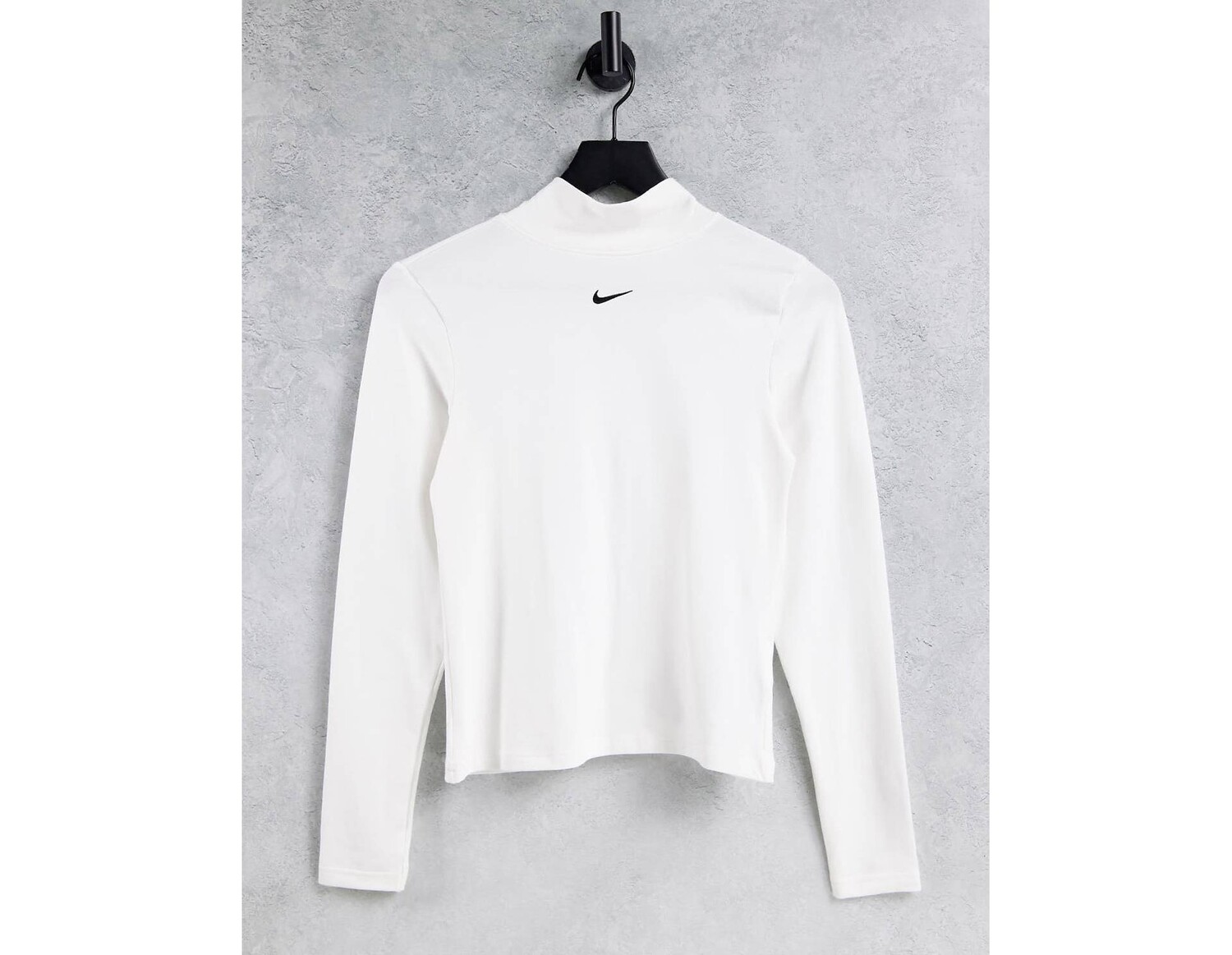 

Белый топ с длинными рукавами и воротником-стойкой Nike Essential
