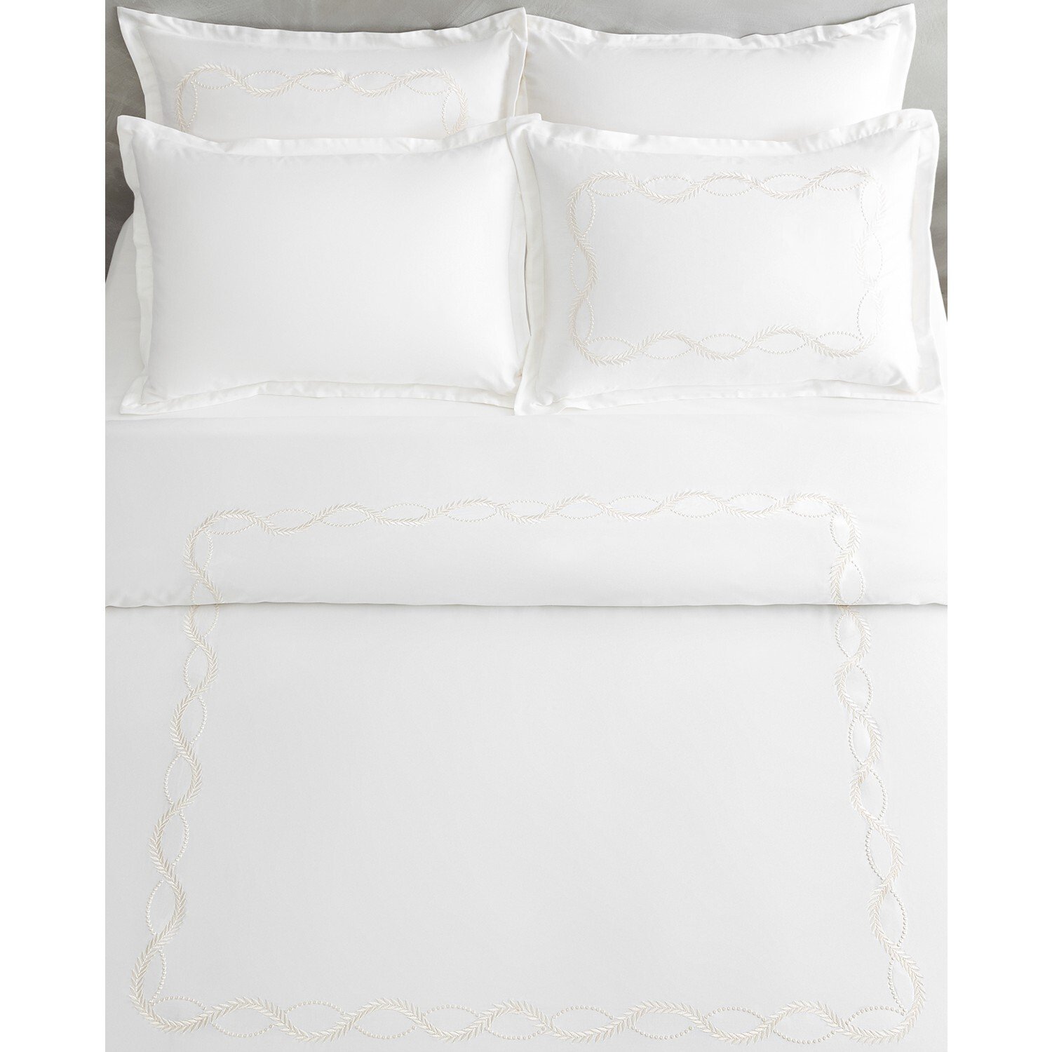 

Комплект постельного белья с вышивкой Madame Coco Marguerite King Size - атлас