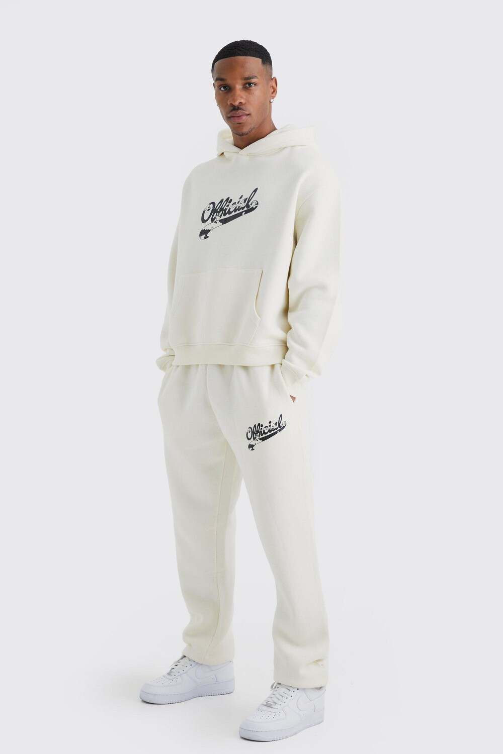 

Спортивный костюм oversized boxy official с капюшоном Boohoo, экру
