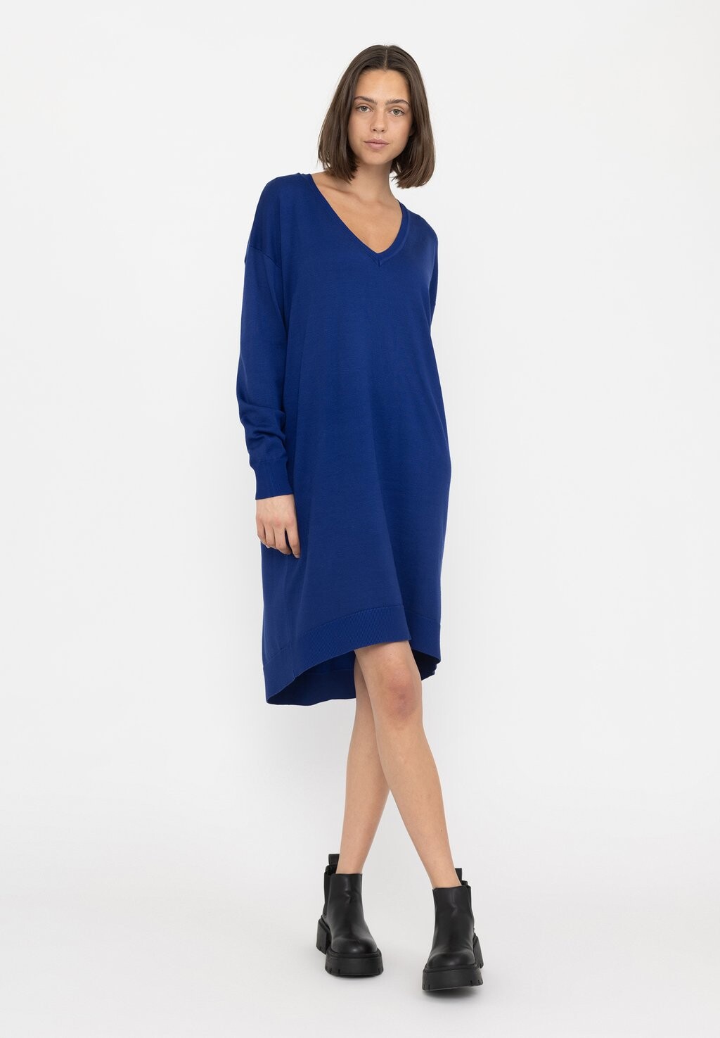 

Трикотажное платье SRLEA V NECK Soft Rebels, синий содалит