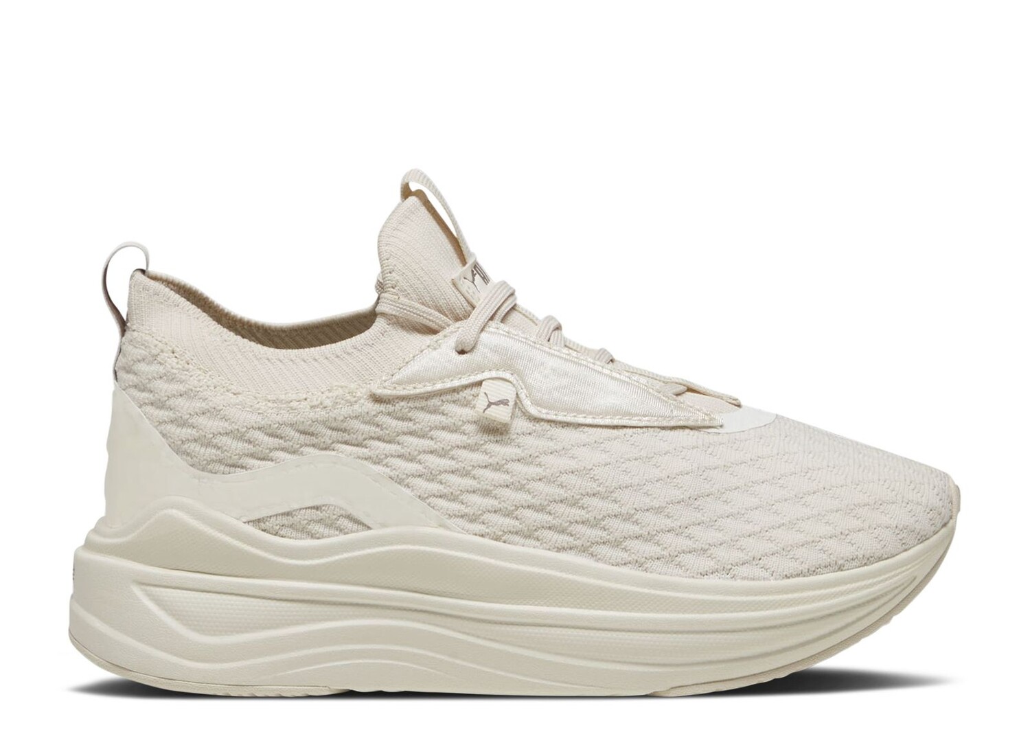 

Кроссовки Puma Wmns Softride Sophia Stacked Premium 'Warm White', кремовый, Бежевый