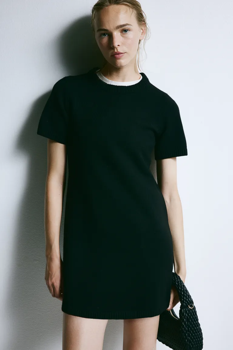 Вязаное мини-платье H&M, черный женское трикотажное мини платье в полоску облегающее хлопковое платье без рукавов с круглым вырезом лето 2021