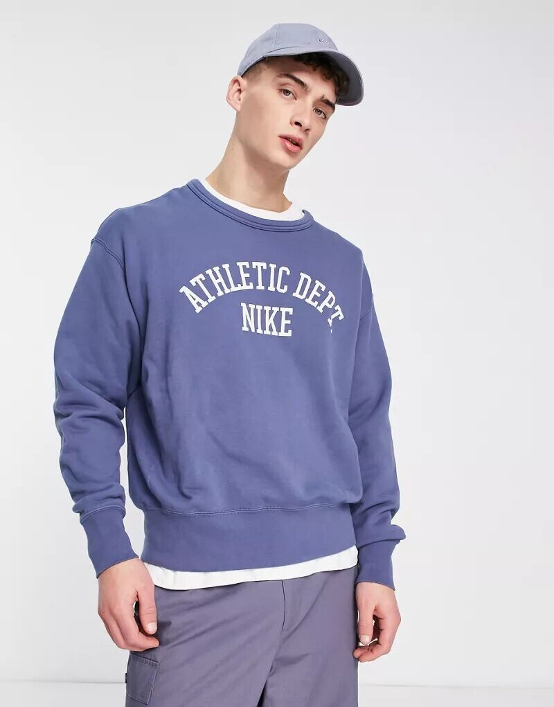 

Синий свитшот Nike Trend