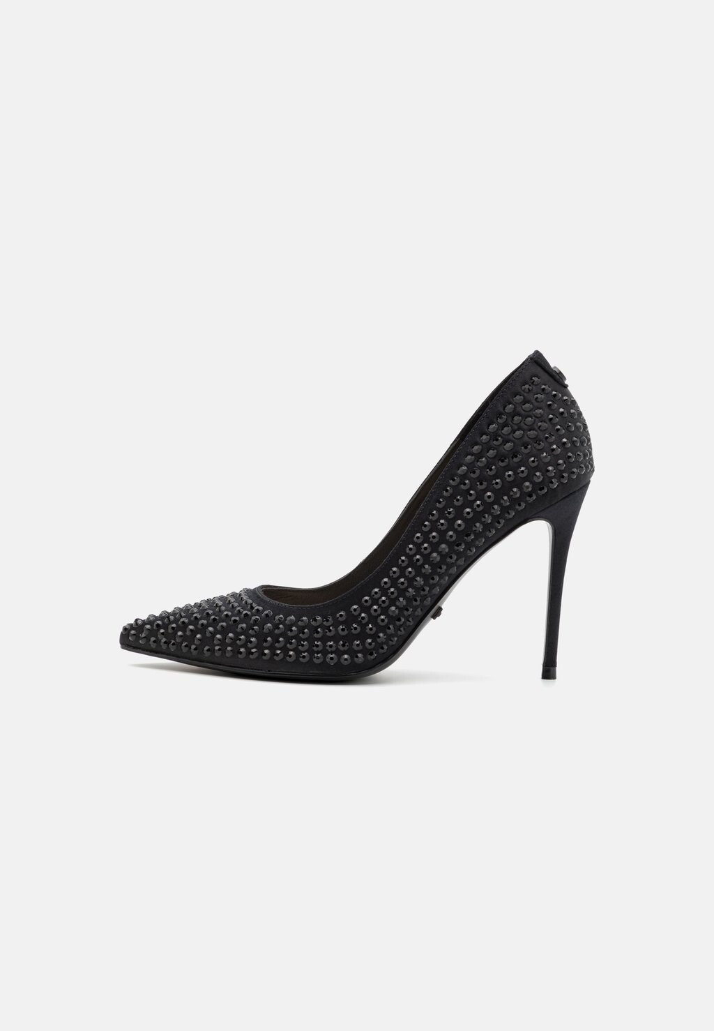 

Туфли Sabaliay Guess, черный