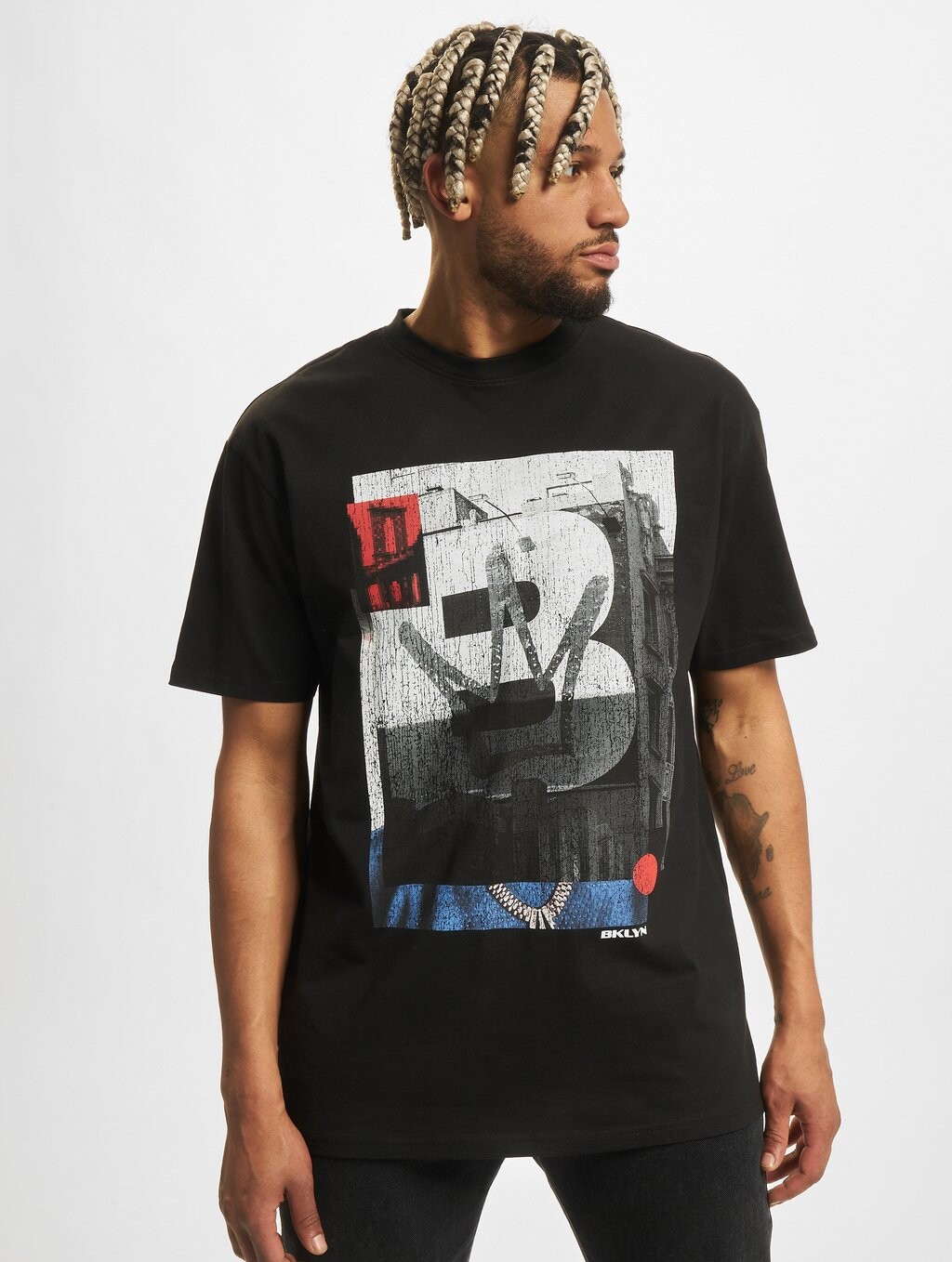 

Футболка с принтом Upscale by Mister Tee, черный
