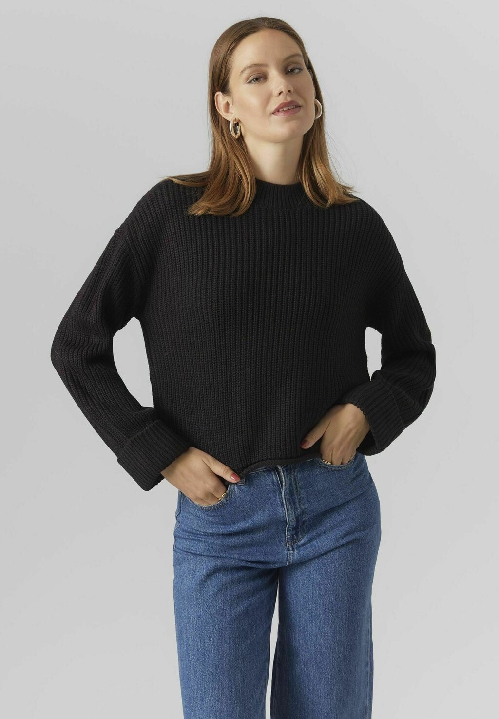 

Свитшот Vero Moda, черный