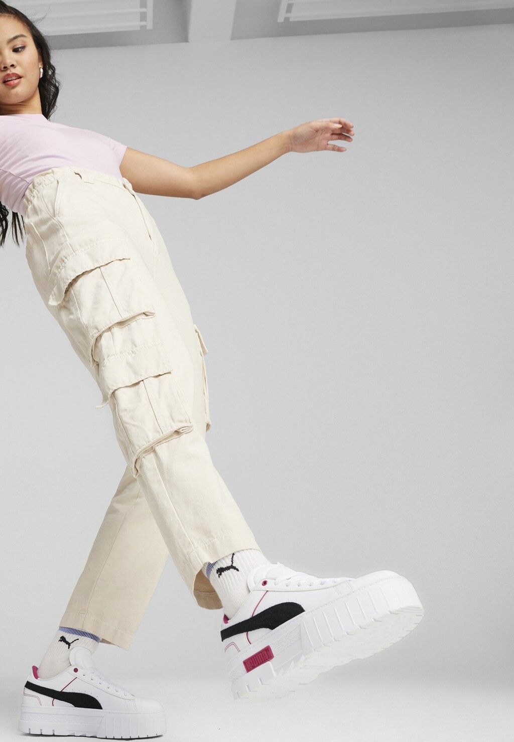 

Низкие кроссовки Mayze Queen Of Hearts Puma, цвет white black