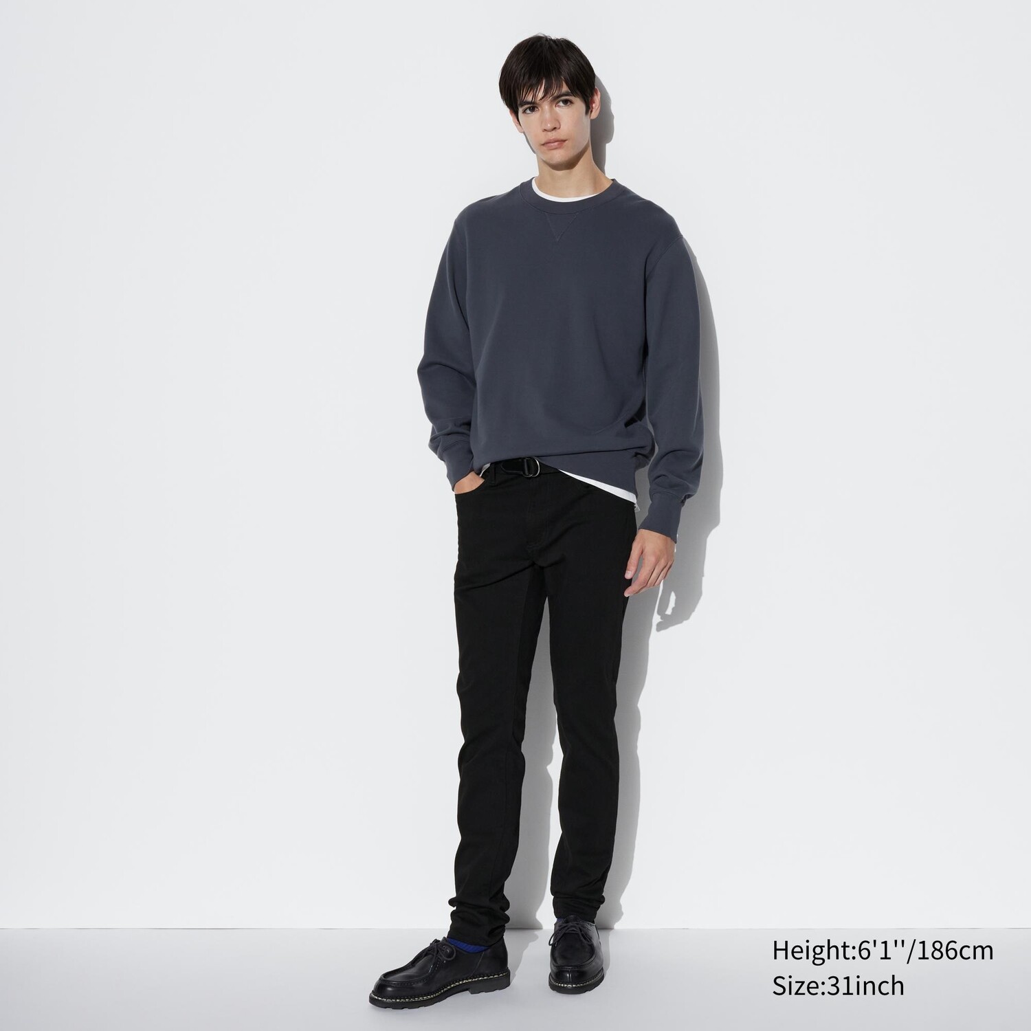 

Джинсы узкого кроя ультрастрейч UNIQLO, черный