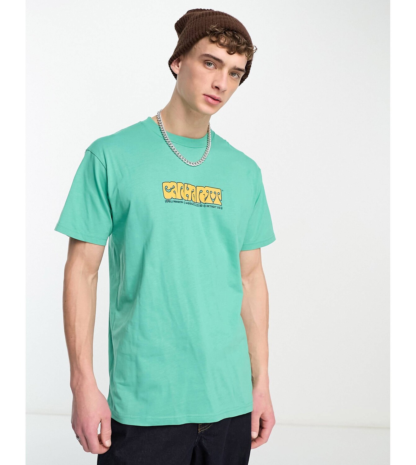 

Зеленая футболка с надписью Carhartt WIP Heat