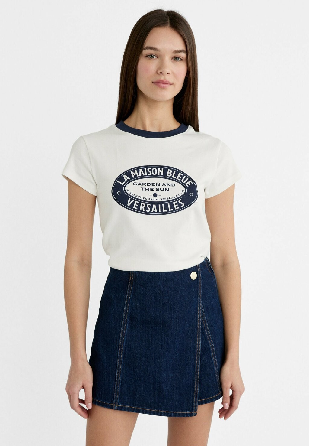 

Футболка с принтом FITTED Stradivarius, цвет white