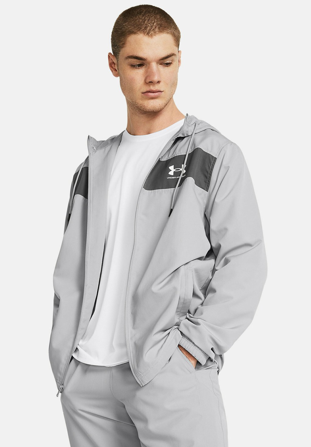 

Ветровка STYLE Under Armour, цвет mod gray