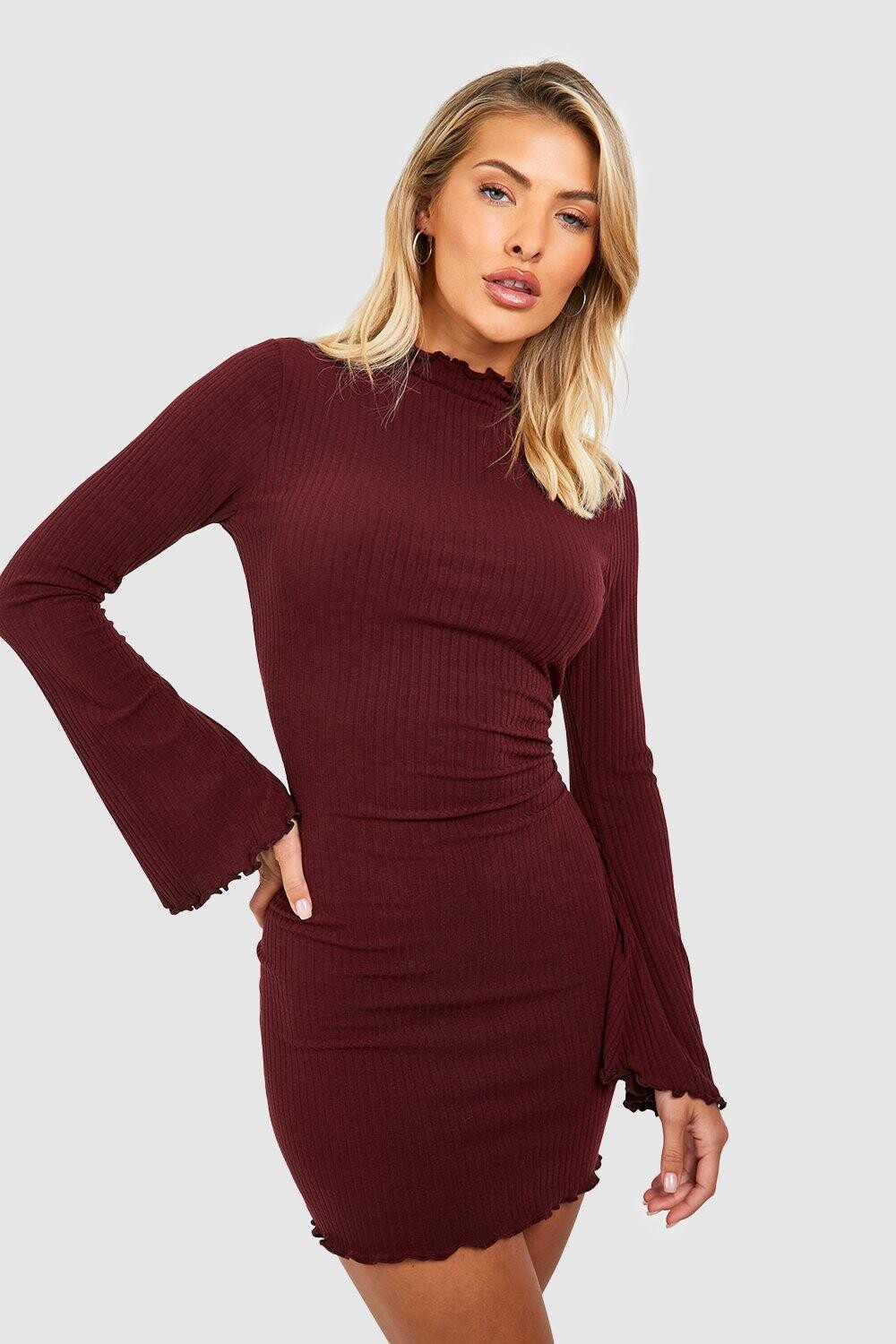 

Мягкое мини-платье с рукавами и краскими рукавами Boohoo, винный