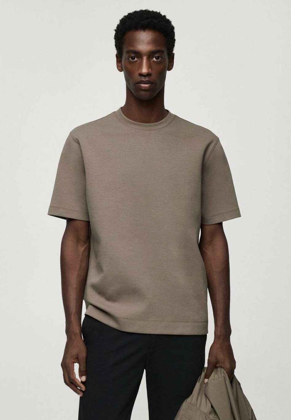 

Футболка базовая LONDONC Mango, цвет medium brown