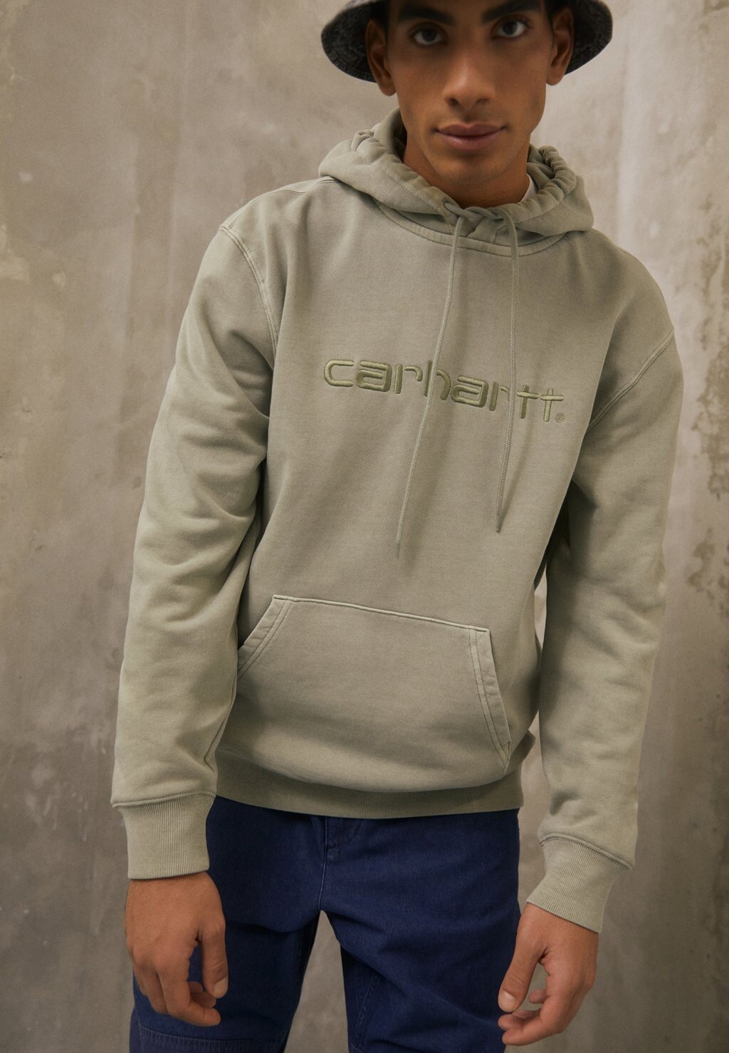 

Толстовка Carhartt WIP, зеленый