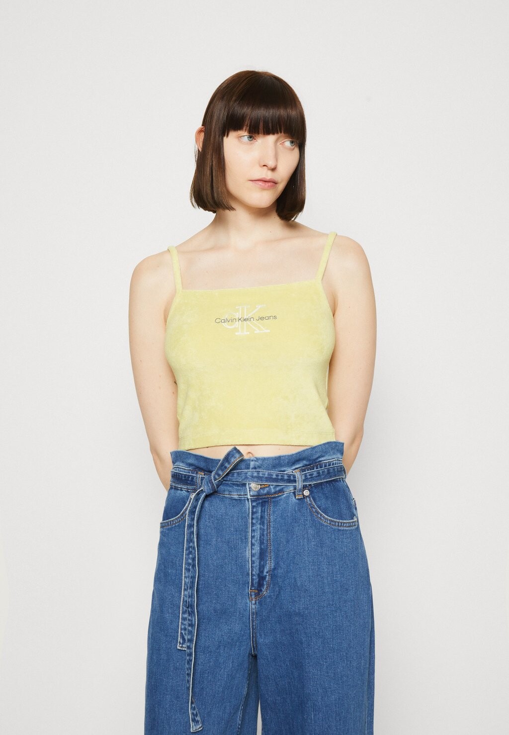 

Топ Calvin Klein Jeans