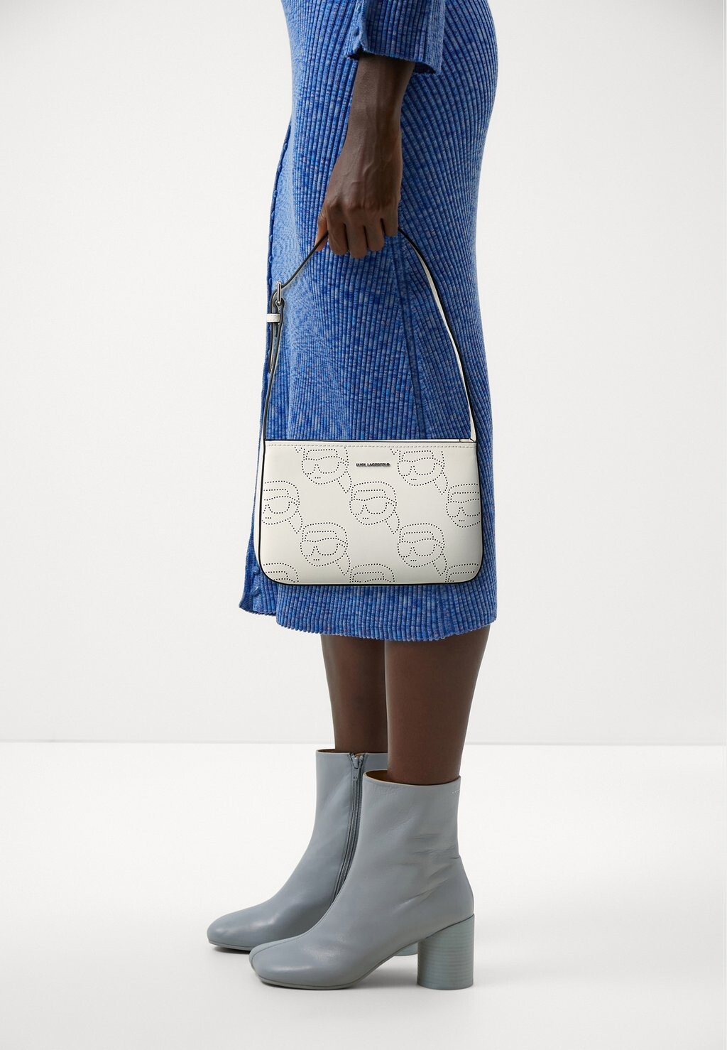 

Сумочка IKONIK PERFORATED KARL LAGERFELD, крем