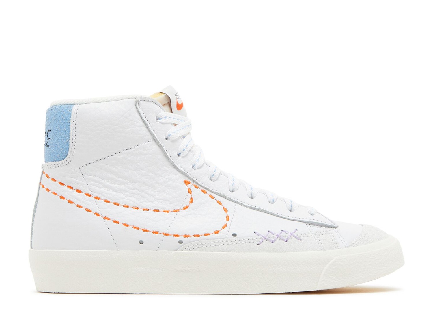 

Кроссовки Nike Wmns Blazer Mid '77 'Nike 101', белый