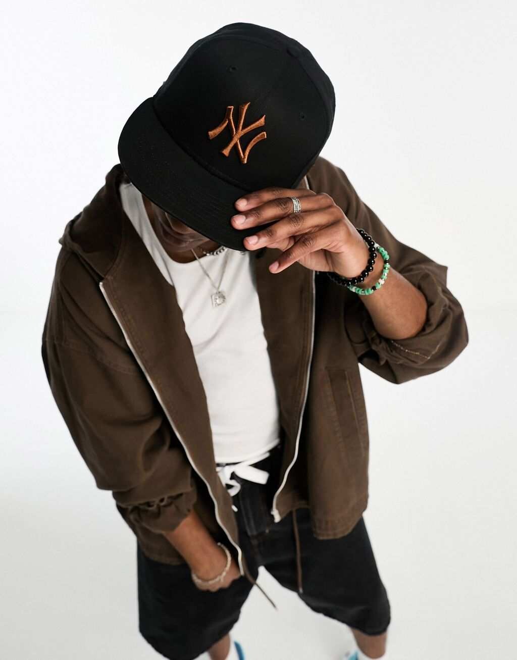 

Черная кепка New Era 9fifty NY с оранжевым логотипом