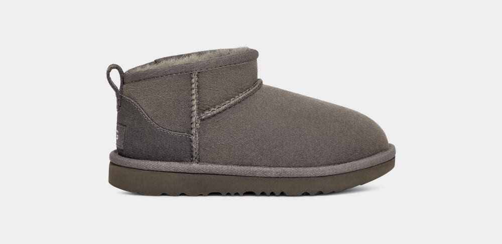 

Угги Classic Ultra Mini UGG, серый