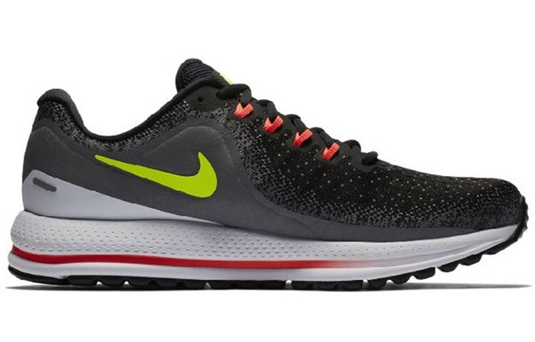 

Кроссовки Nike Air Zoom Vomero 13 Мужчины