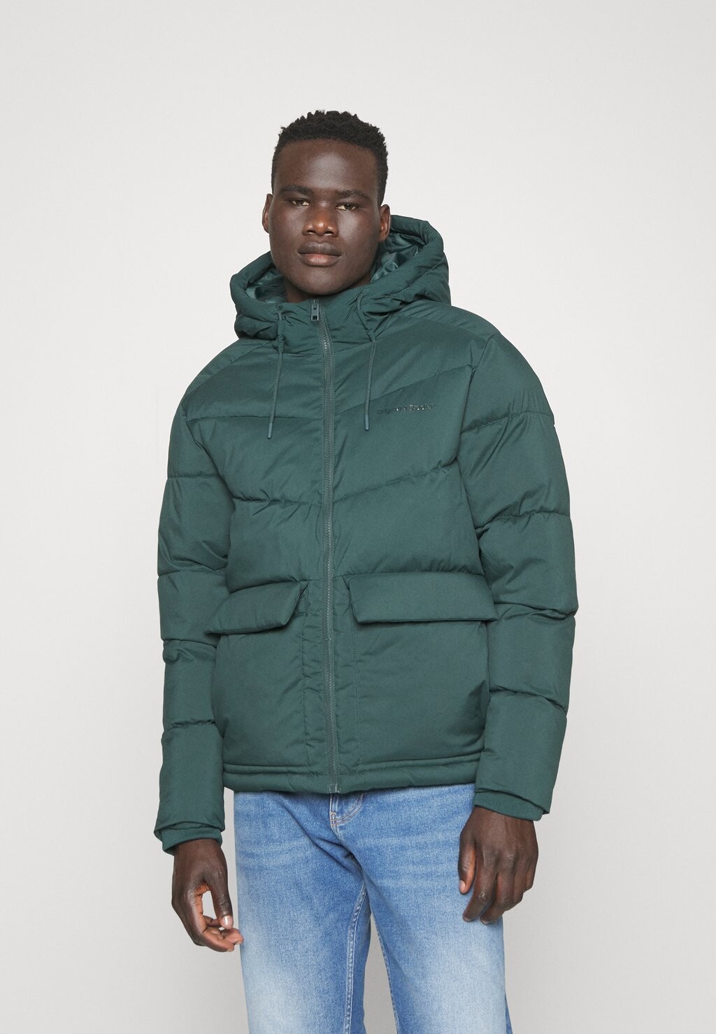 

Куртка зимняя JORVESTERBRO PUFFER SN Jack & Jones, волшебный лес