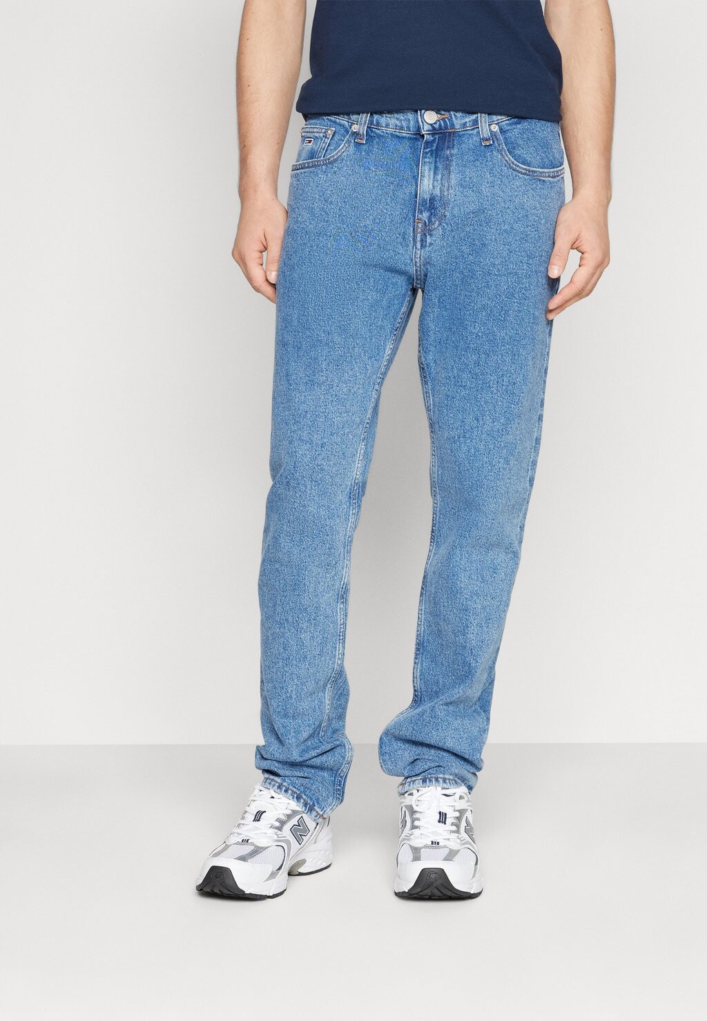 

Джинсы-сигареты Ryan Regular Straight Tommy Jeans, цвет denim medium