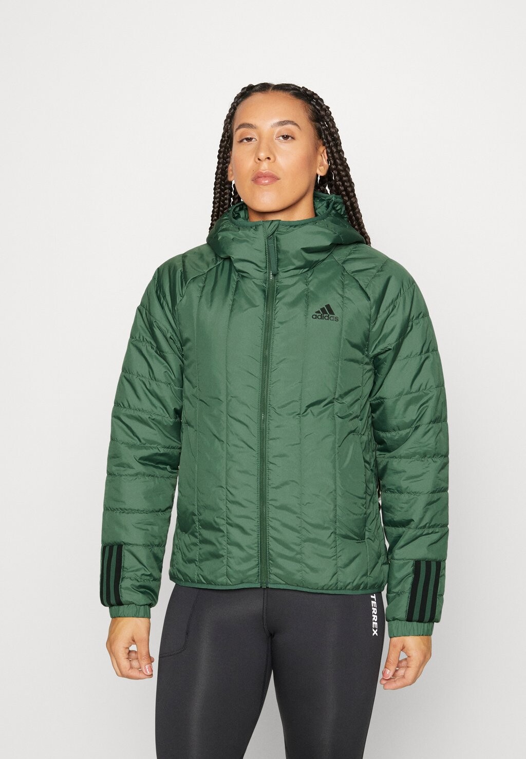 

Куртка зимняя Adidas, зеленый
