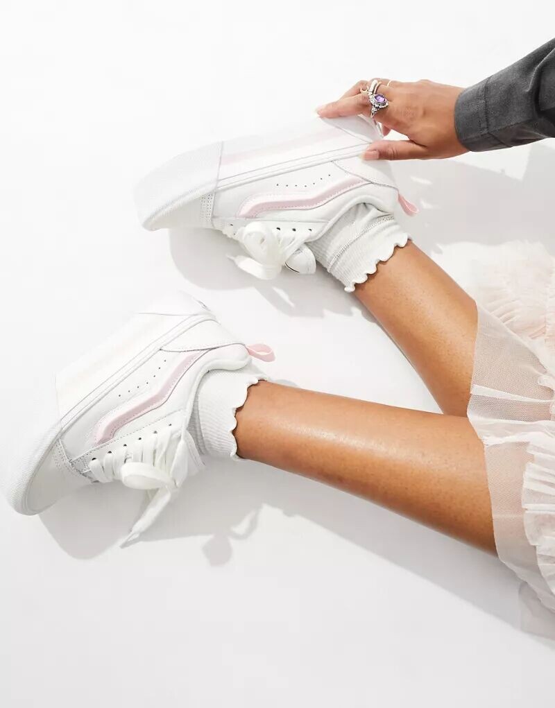 

Бело-розовые кроссовки Vans Knu Stack