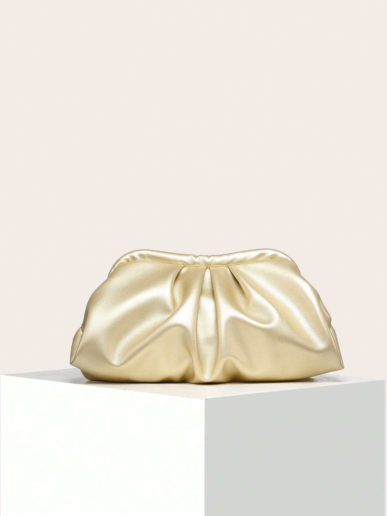 Мятый тканый клатч Cloud, золото маленькая поясная сумка неоново розовая вечерняя сумка в стиле фанк с рюшами для женщин абрикос