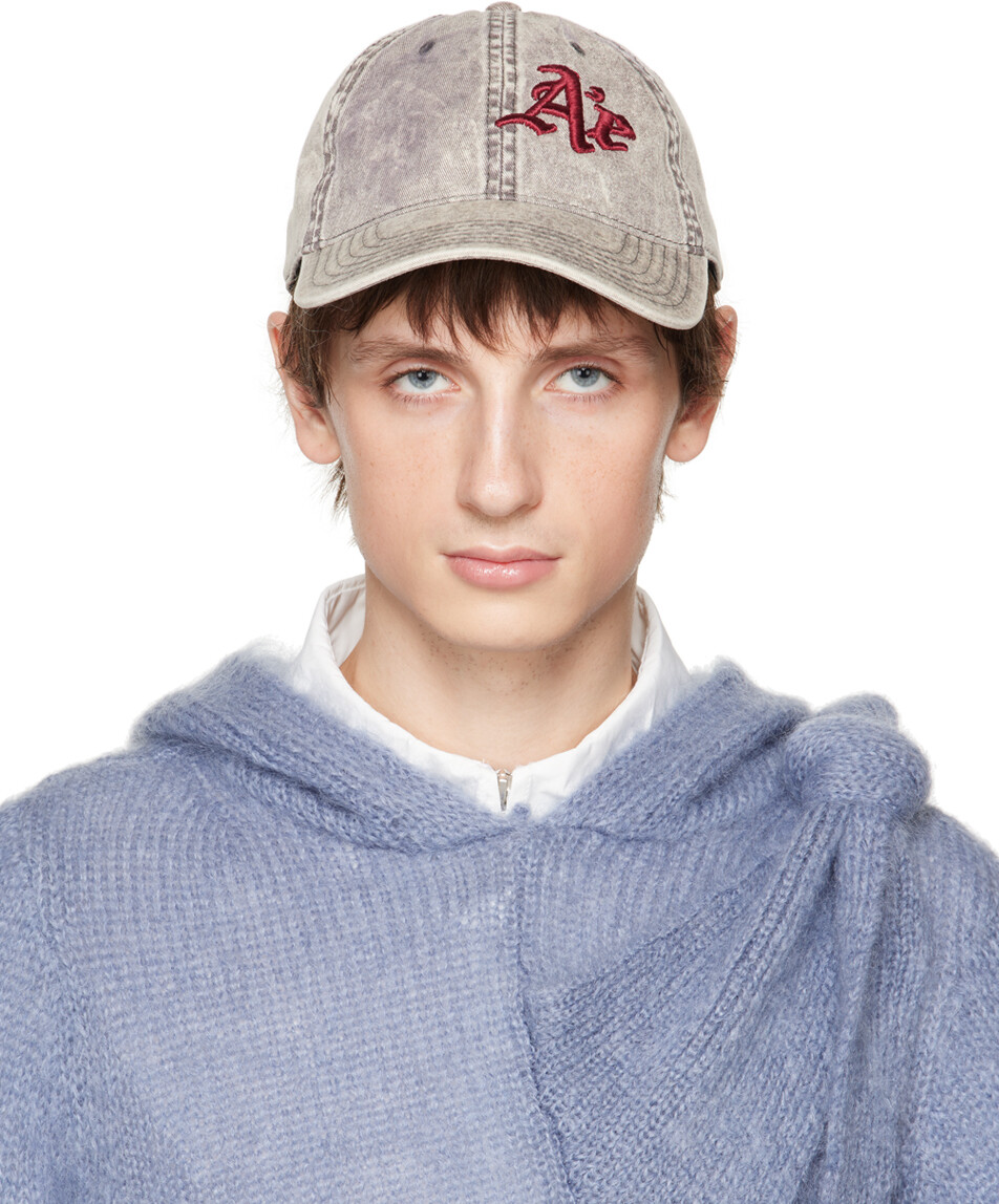 

Серая кепка AE AARON ESH