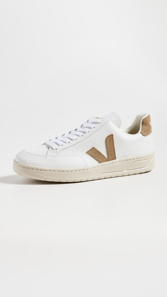 

Кроссовки Veja V-12 Leather