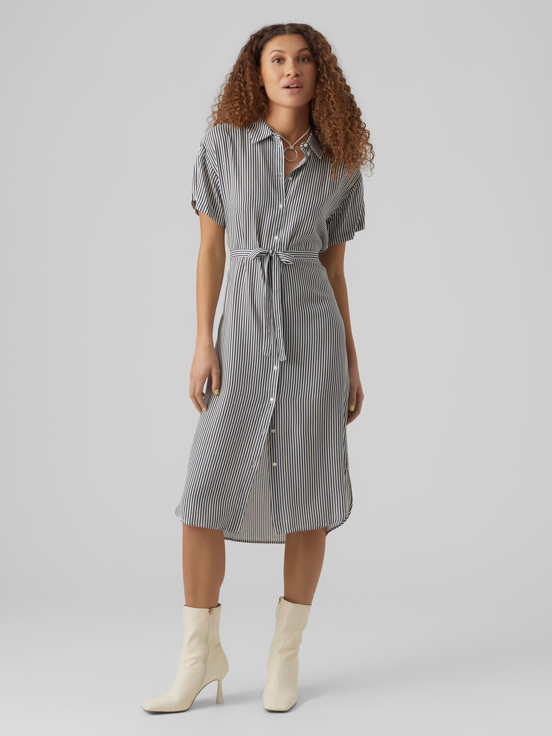 

Платье Vero Moda Leichtes Kurzärmliges Basic Midi VMBUMPY, белый