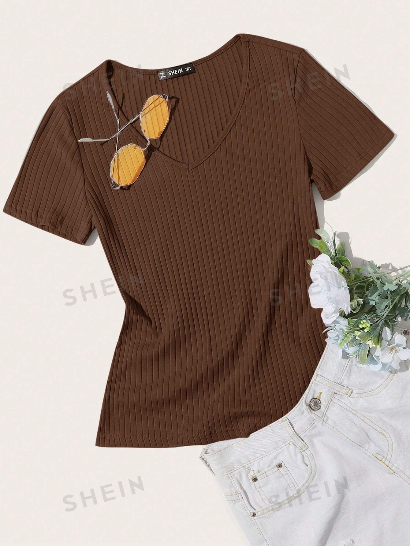 цена SHEIN Essnce однотонная повседневная трикотажная футболка в рубчик с короткими рукавами, кофейный коричневый