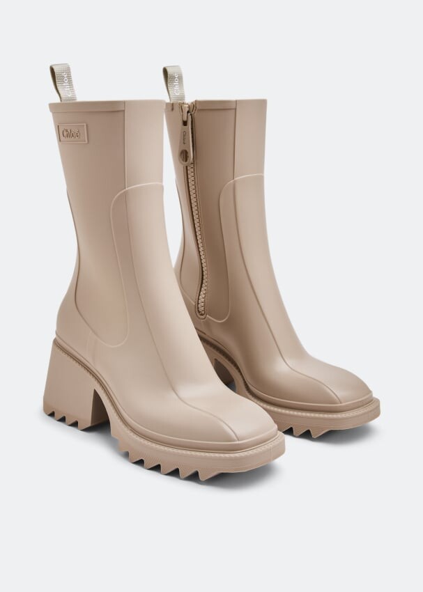 Chloe store boots rain