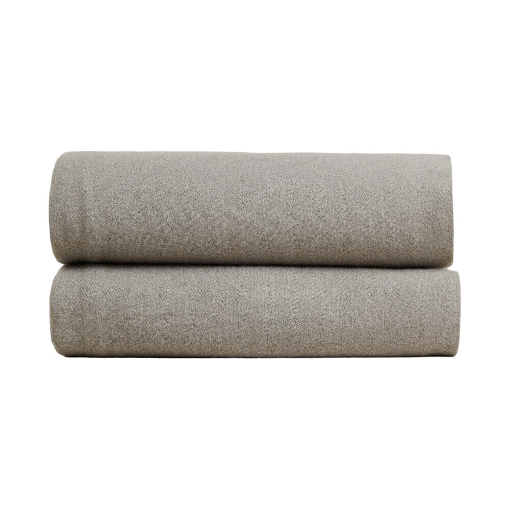 

Плед Zara Home Soft-touch, цементно-серый