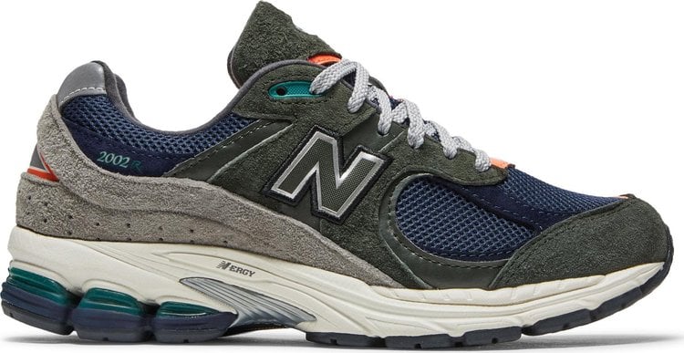 Кроссовки New Balance 2002 'Defense Green Natural Indigo', зеленый - фото