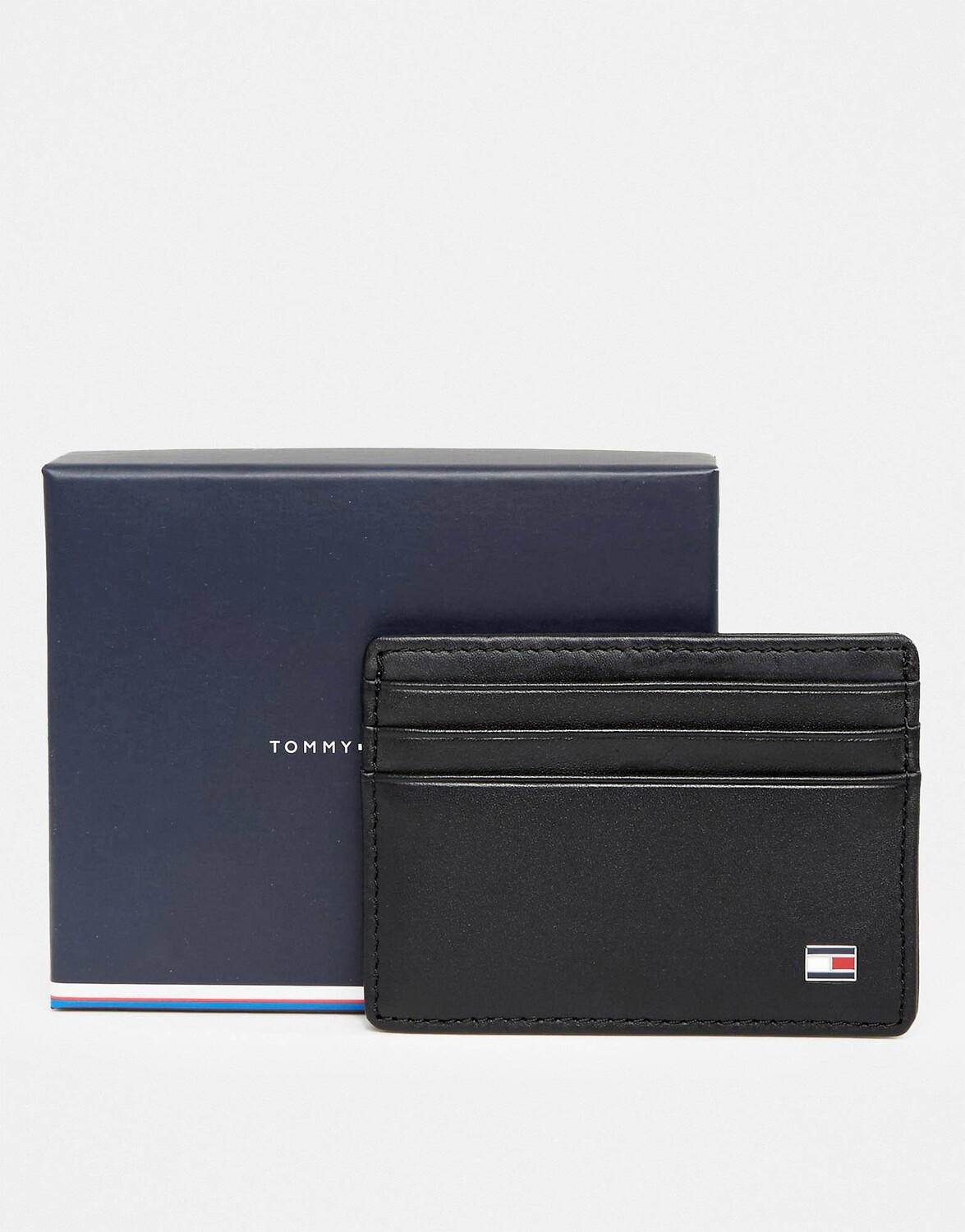 

Черный кожаный картхолдер Tommy Hilfiger Eton