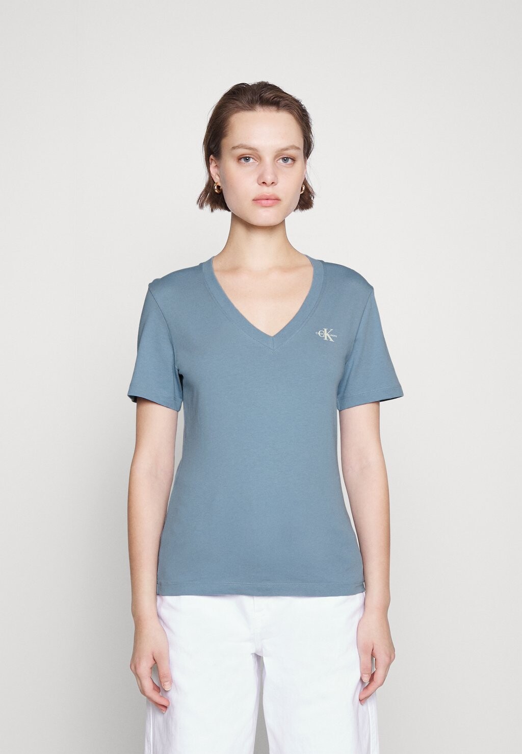 

Базовая футболка Calvin Klein Jeans