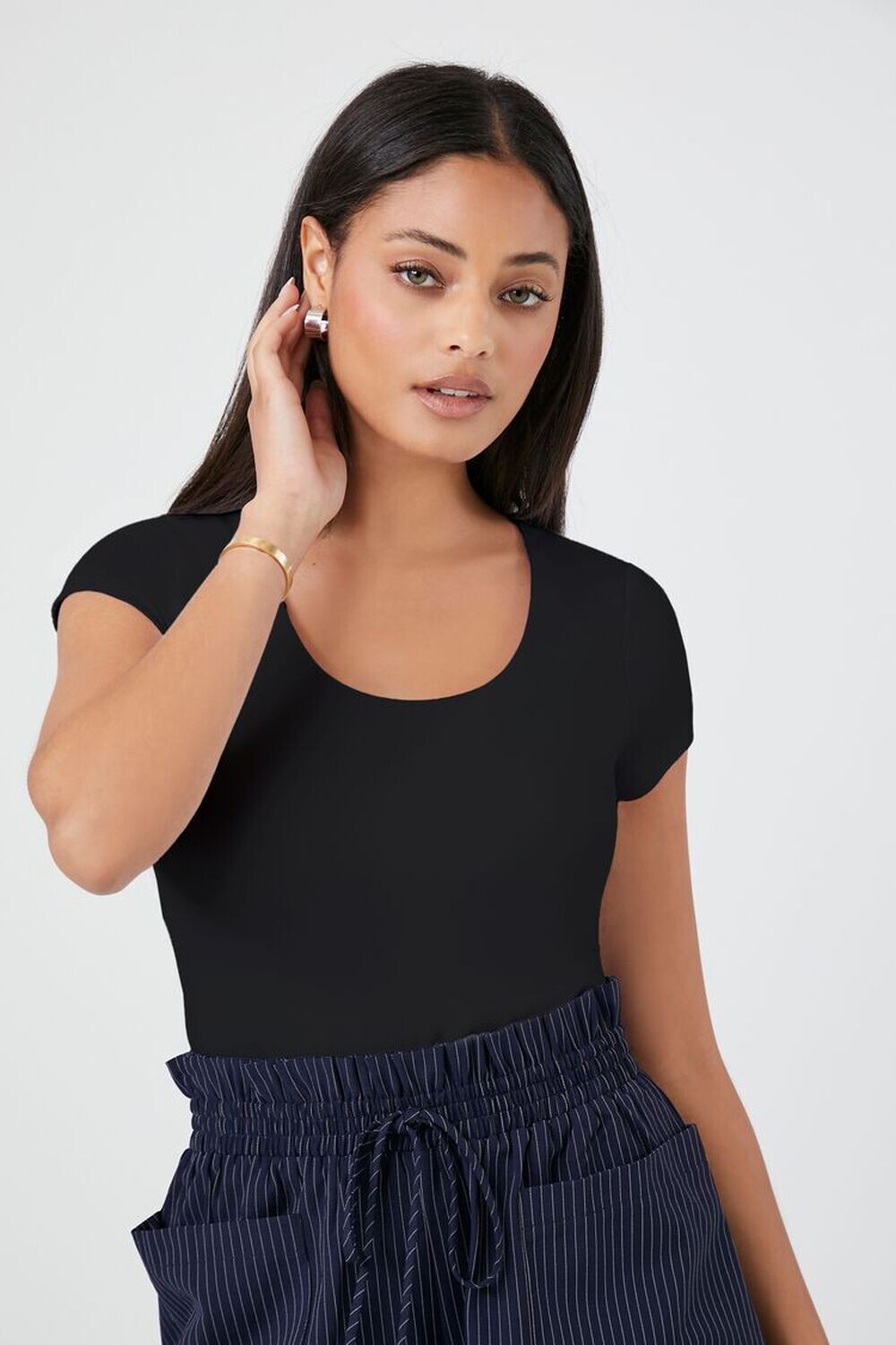 

Бесшовная футболка с овальным вырезом Forever 21, черный