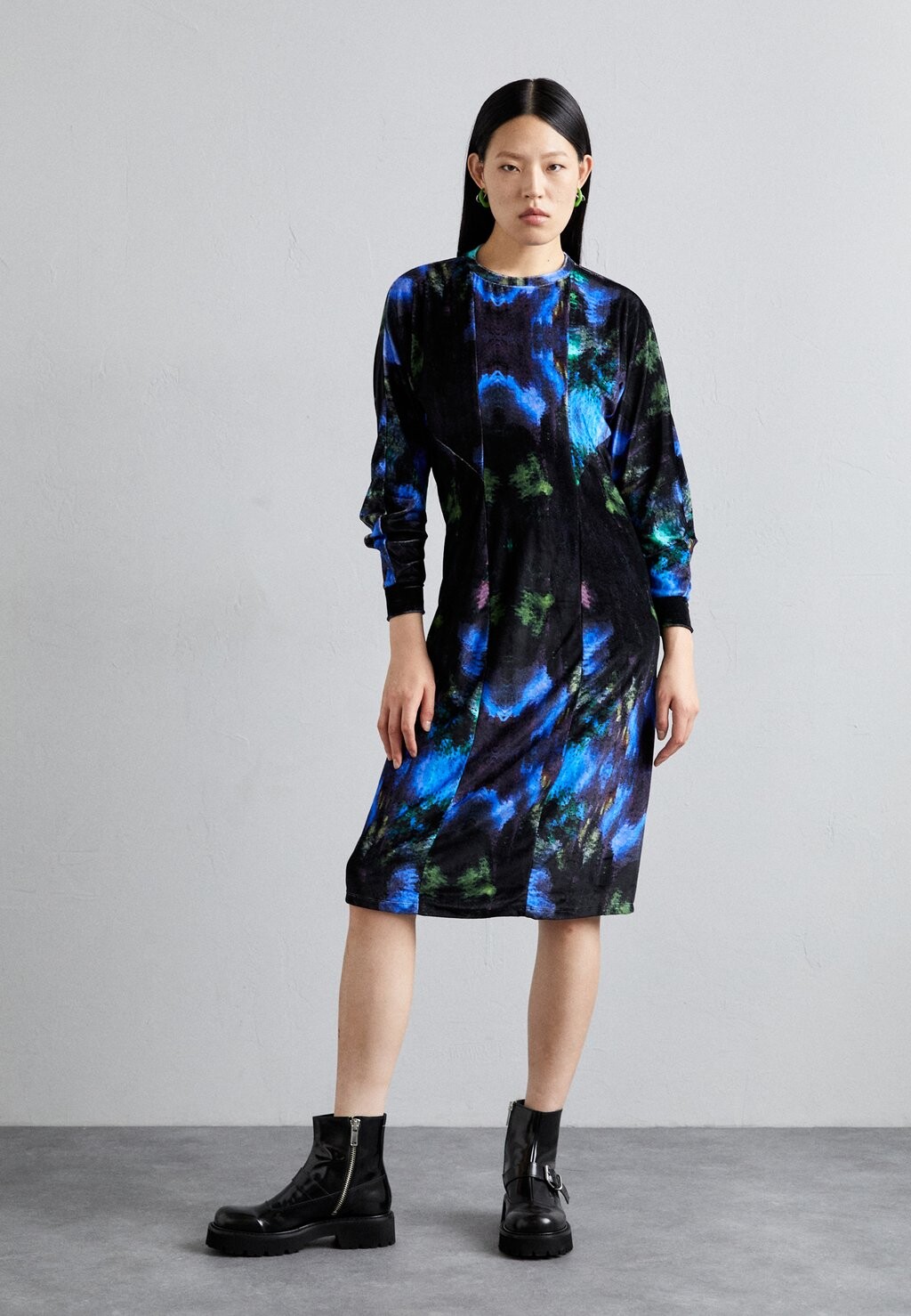 

Летнее платье Viola Dress Henrik Vibskov, цвет dark blue