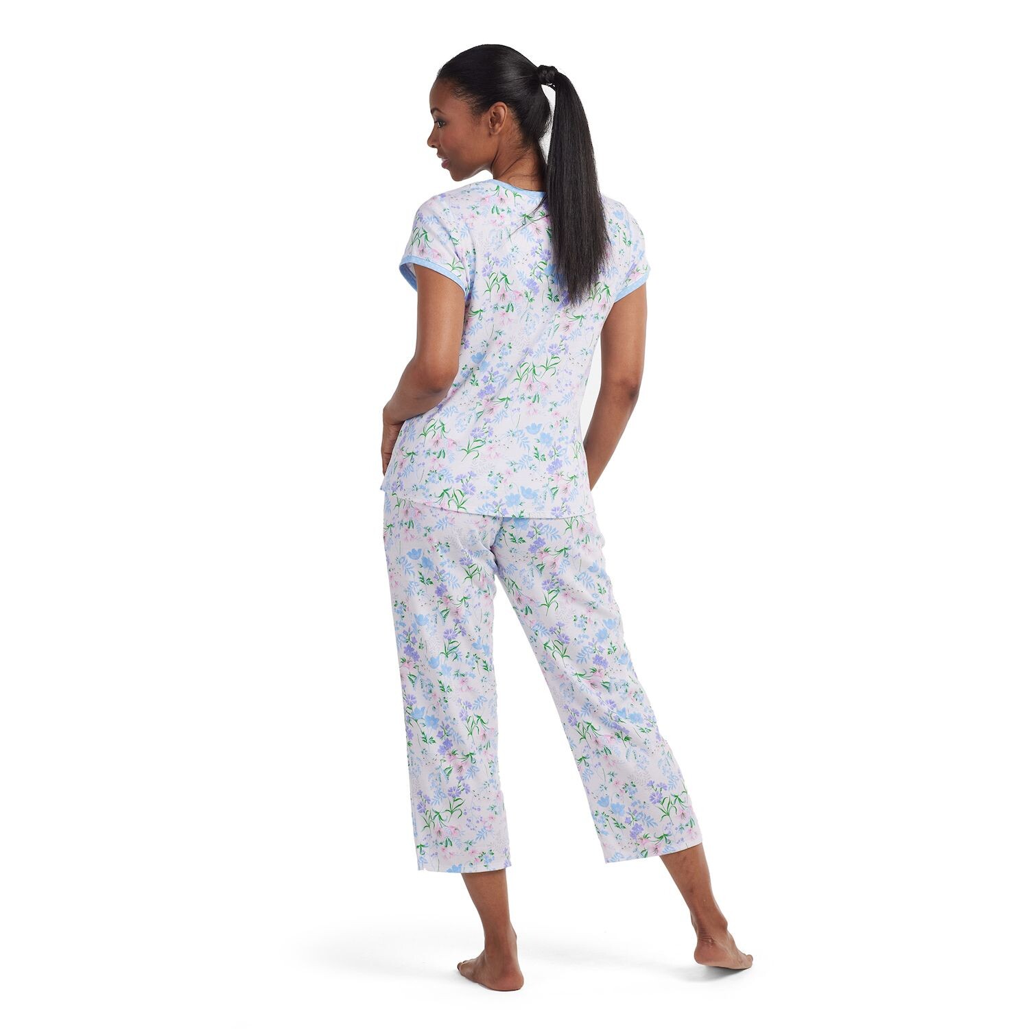 

Пижамный топ с короткими рукавами Petite Miss Elaine Essentials Cottonessa и укороченные пижамные штаны для сна Miss Elaine Essentials