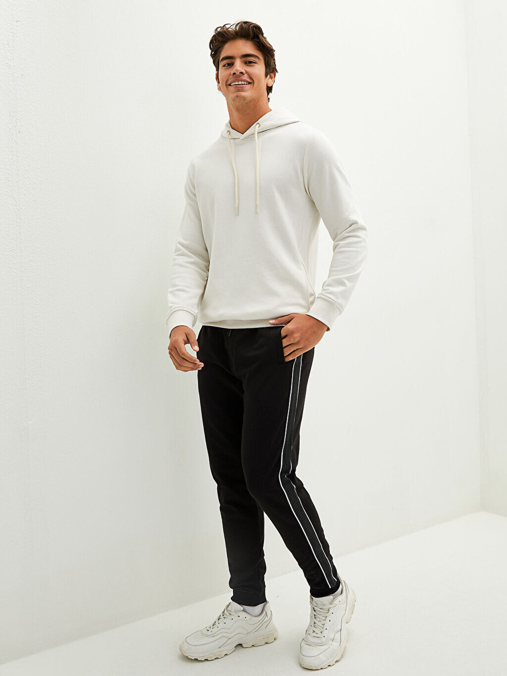 

Мужские спортивные штаны Slim Fit Jogger LCW Casual