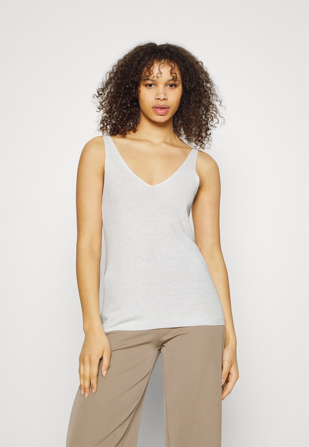 

Топ Vero Moda